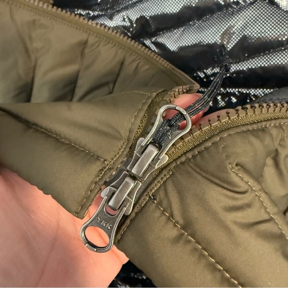 Columbia Olive Hooded Jacket - Picture 11 of 11